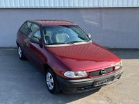 Gebraucht Opel Astra 75 PS (55 kW) 1996 Limousine