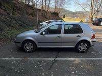 Second-hand VW Golf IV 75 CP (55 kW) 2003 Gri Hatchback