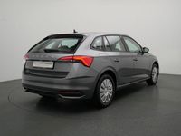 Gebraucht Skoda Scala Essence 95 PS (69 kW) 2024 Grau Kleinwagen
