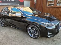 Gebraucht Infiniti Q30 Sport Tech 156 PS (114 kW) 2017 Schwarz Limousine