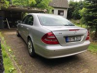 Gebraucht Mercedes E200 122 PS (89 kW) 2004 Grau Limousine