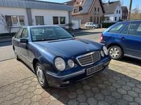 Gebraucht Mercedes E200 Elegance 136 PS (100 kW) 1999 Blau Limousine