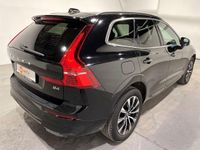 Gebraucht Volvo XC60 Core 197 PS (144 kW) 2022 Schwarz SUV