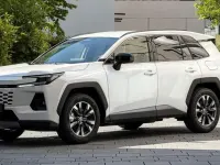 Neu Toyota RAV4 Hybrid 306 PS (225 kW) 2026 Super white (040) SUV