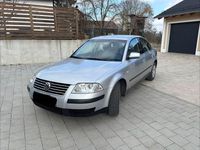 Gebraucht VW Passat 116 PS (85 kW) 2001 Silber Limousine
