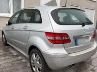 Gebraucht Mercedes E200 193 PS (141 kW) 2006 Grau Limousine