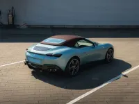 Neu Ferrari Roma 620 PS (456 kW) 2025 Blau Cabrio