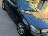 Gebraucht Mercedes C200 Avantgarde 136 PS (100 kW) 2012 Schwarz Kombi