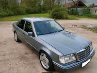 Gebraucht Mercedes E300 220 PS (161 kW) 1992 Grau Limousine