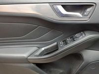 Gebraucht Ford Focus Titanium 120 PS (88 kW) 2019 Frostweiß Kombi
