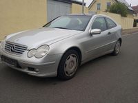 Gebraucht Mercedes C180 129 PS (94 kW) 2002 Silber Coupé