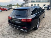 Gebraucht Mercedes E200 Exclusive 197 PS (144 kW) 2023 Unilack schwarz Kombi