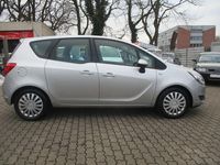Gebraucht Opel Meriva Edition 101 PS (74 kW) 2016 Silber Van / Kleinbus