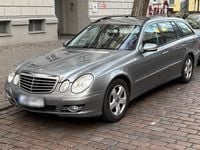 Gebraucht Mercedes E220 Avantgarde 170 PS (125 kW) 2009 Grau Kombi