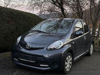 Gebraucht Toyota Aygo Cool 68 PS (50 kW) 2013 Grau Kleinwagen