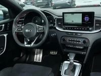 Second-hand Kia Ceed 204 CP (150 kW) 2021 Argintiu Hatchback
