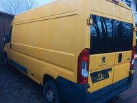 Gebraucht Peugeot Boxer 131 PS (96 kW) 2015 Gelb Van