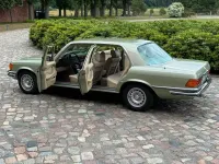 Gebraucht Mercedes 450 286 PS (210 kW) 1977 Grün Limousine