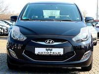 Gebraucht Hyundai i10 90 PS (66 kW) 2012 Schwarz Kleinwagen
