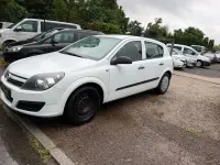 Gebraucht Opel Astra Basis 125 PS (91 kW) 2005 Weiß Limousine