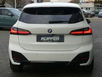 Gebraucht BMW 220 Active Tourer Performance 150 PS (110 kW) 2025 Weiß Van / Kleinbus