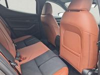 Neu Mazda 3 Nagisa 140 PS (102 kW) 2026 Machine gray Limousine