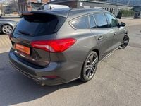Gebraucht Ford Focus ST-Line 120 PS (88 kW) 2019 Grau Limousine