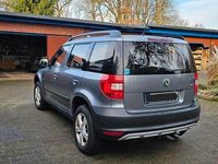 Gebraucht Skoda Yeti Active 105 PS (77 kW) 2012 Grau SUV