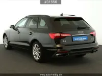 Gebraucht Audi A4 Basis 204 PS (150 kW) 2023 Schwarz Kombi