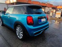 Używany Mini Cooper S 192 KM (141 kW) 2016 Niebieski Hatchback