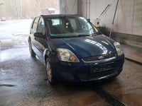 Gebraucht Ford Fiesta 69 PS (50 kW) 2008 Blau Kleinwagen