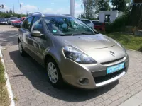 Gebraucht Renault Clio II Dynamique 79 PS (58 kW) 2010 Gold Limousine
