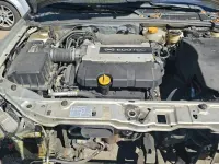 Second-hand Opel Vectra 211 CP (155 kW) 2004 Argintiu Berlinǎ