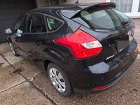 Gebraucht Ford Focus Trend 116 PS (85 kW) 2011 Schwarz Limousine