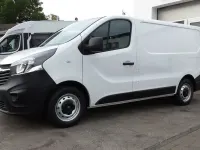 Gebraucht Opel Vivaro 121 PS (88 kW) 2018 Weiß Van / Kleinbus
