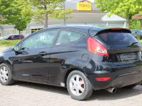 Gebraucht Ford Fiesta 82 PS (60 kW) 2011 Schwarz Limousine