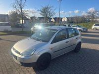 Gebraucht Ford Fiesta 80 PS (58 kW) 2002 Grau Kleinwagen
