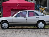 Gebraucht Mercedes 190 116 PS (85 kW) 1987 Limousine