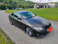 Gebraucht BMW 330 Cabriolet 245 PS (180 kW) 2012 Grau Cabrio