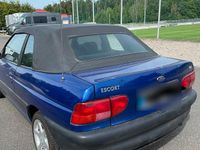 Gebraucht Ford Escort Cabriolet 88 PS (64 kW) 1996 Blau Cabrio