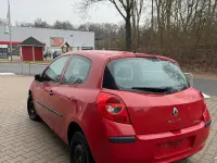 Używany Renault Clio II 2006 Czerwony Hatchback