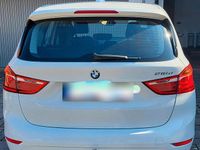 Gebraucht BMW 216 Advantage 116 PS (85 kW) 2016 Weiß Kombi