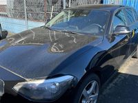 Gebraucht BMW 116 136 PS (100 kW) 2012 Schwarz Kleinwagen