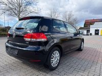 Gebraucht VW Golf VI Trendline 107 PS (78 kW) 2010 Schwarz Kleinwagen