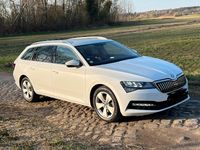 Gebraucht Skoda Superb 190 PS (139 kW) 2022 Weiß Kombi