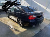 Gebraucht BMW 325 Sport Line 197 PS (144 kW) 2008 Schwarz Limousine