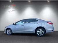 Gebraucht Toyota Corolla Executive 132 PS (97 kW) 2013 Platinsilber metallic Limousine