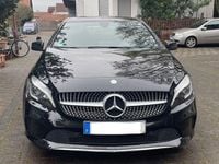 Gebraucht Mercedes A160 102 PS (75 kW) 2016 Schwarz Limousine