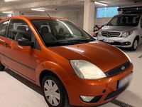 Gebraucht Ford Fiesta 70 PS (51 kW) 2003 Orange Kleinwagen