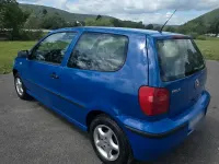 Gebraucht VW Polo 60 PS (44 kW) 2001 Blau Kleinwagen